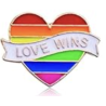 Pin's Cœur Love Wins Bandeau